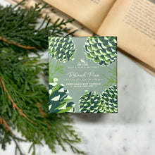 Load image into Gallery viewer, Roland Pine Candle