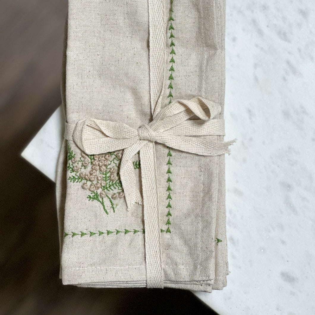 Embroidered Linen Napkins (Set of 4)
