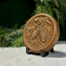 Load image into Gallery viewer, Wooden Pinecone Wall Plaque
