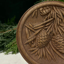 Load image into Gallery viewer, Wooden Pinecone Wall Plaque
