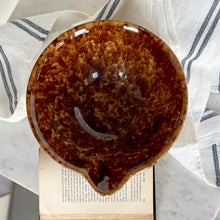 Load image into Gallery viewer, Bennington Ware Batter Bowl
