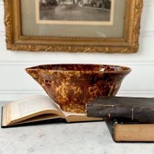 Load image into Gallery viewer, Bennington Ware Batter Bowl
