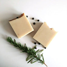 Load image into Gallery viewer, Gin Soap
